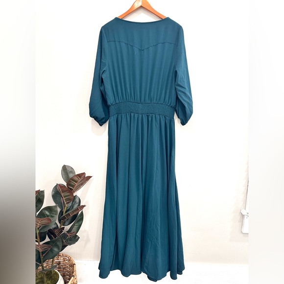 City Chic Desired Maxi Dress in Jade Color NWT - Picture 7 of 10